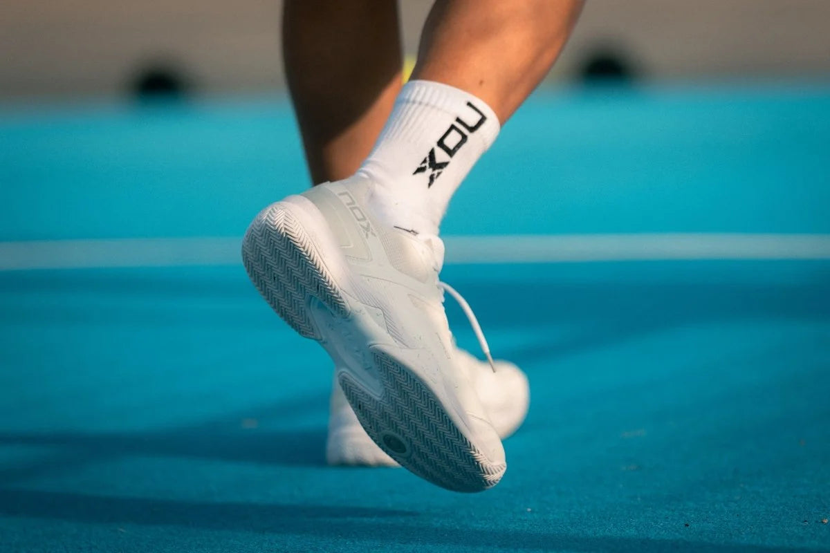 AT10 PRO White/Grey Padel Shoes